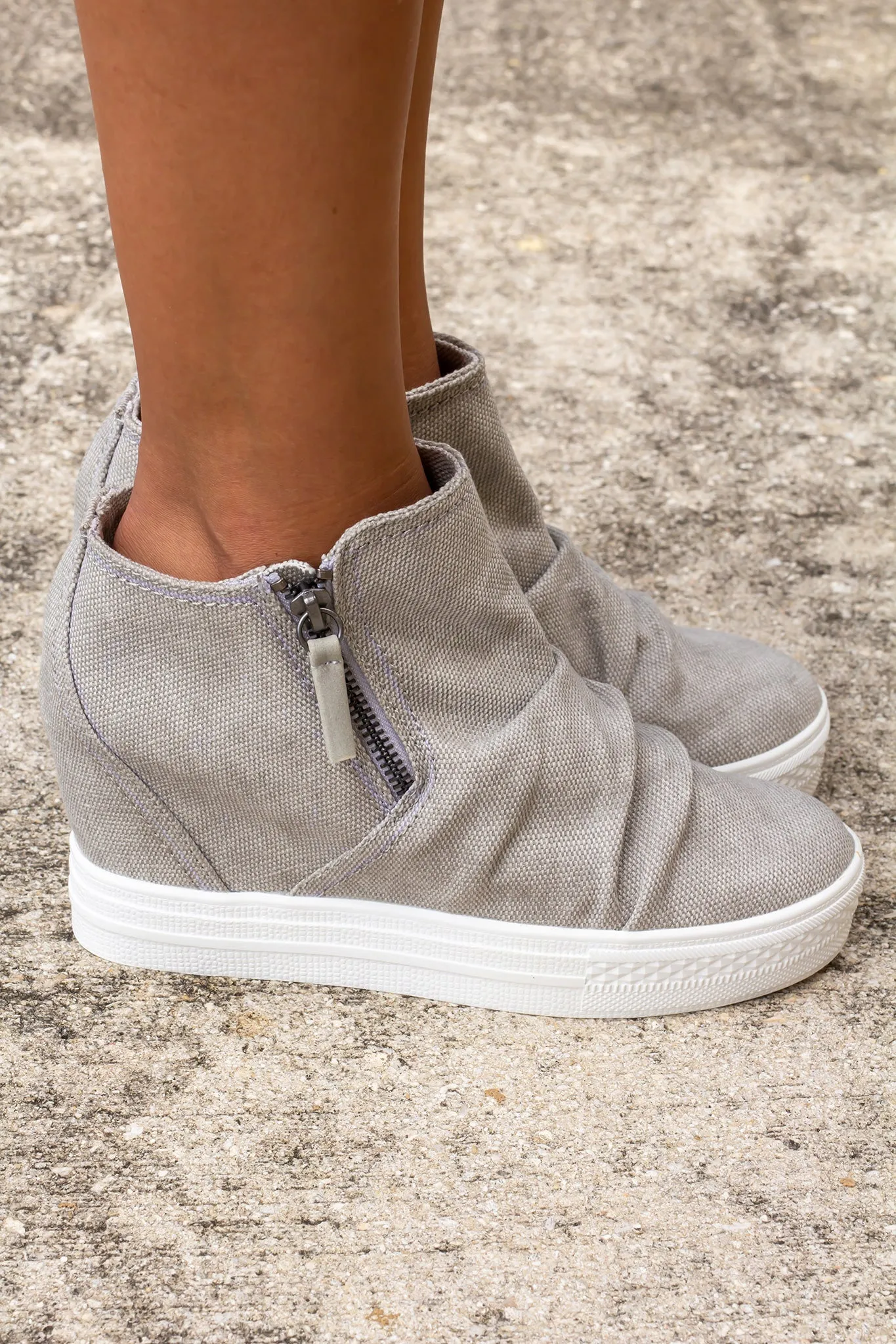 Arabelle Light Gray Wedge Sneakers