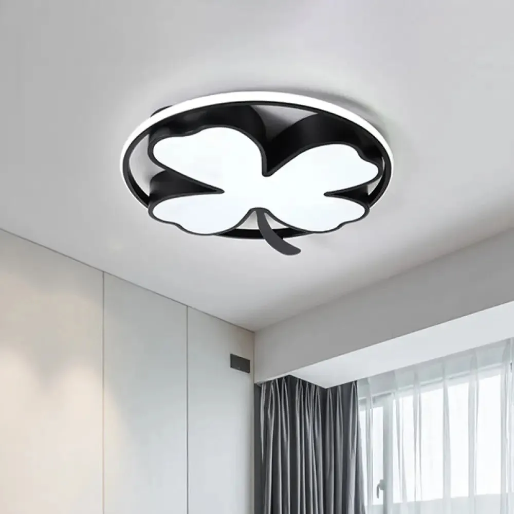 Contemporary Clover Bedroom Flushmount LED Ceiling Light in Black/Green