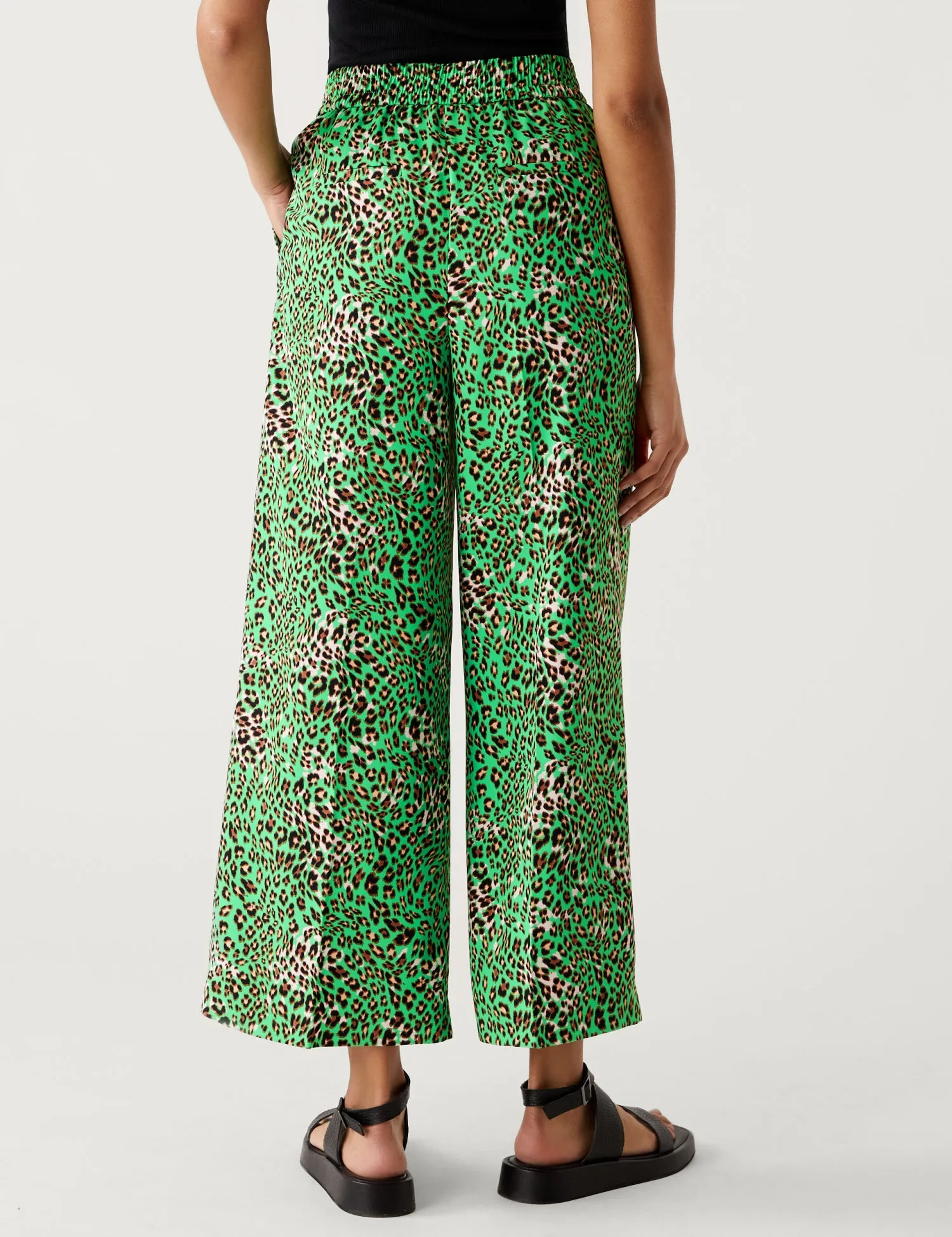 Crepe Animal Print Wide Leg Cropped Trousers