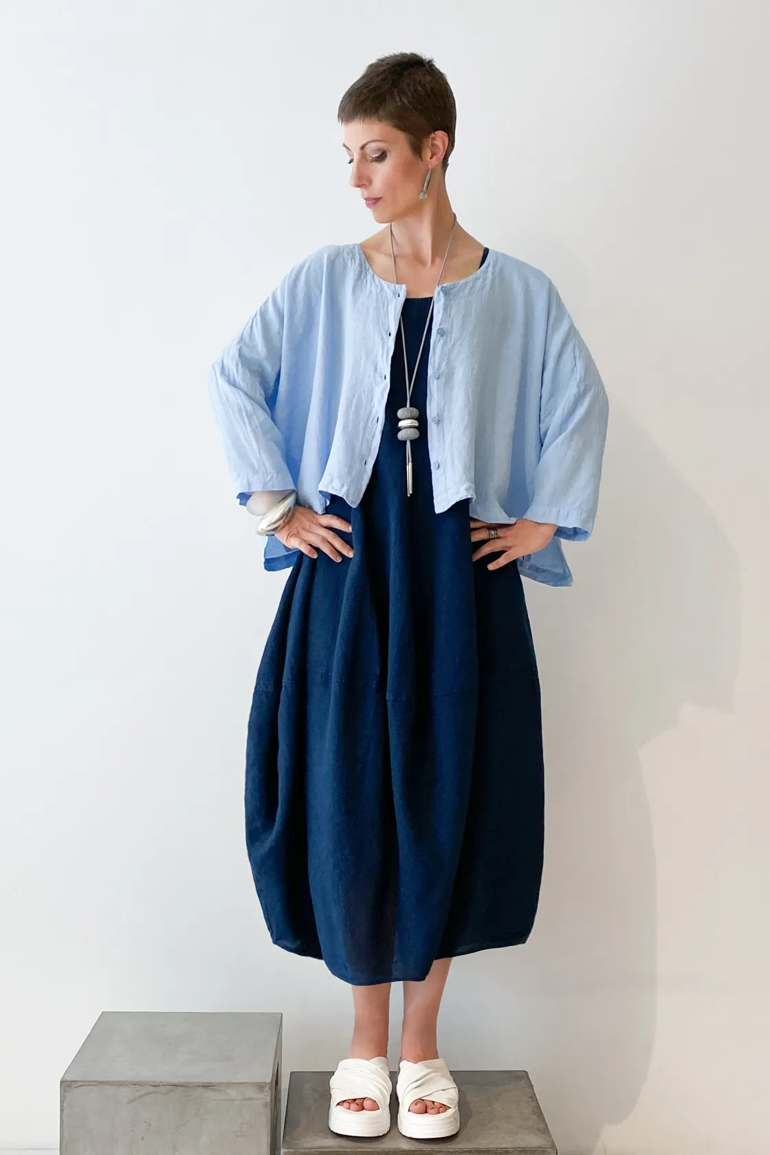 GRIZAS Crop Jacket in Sky Linen