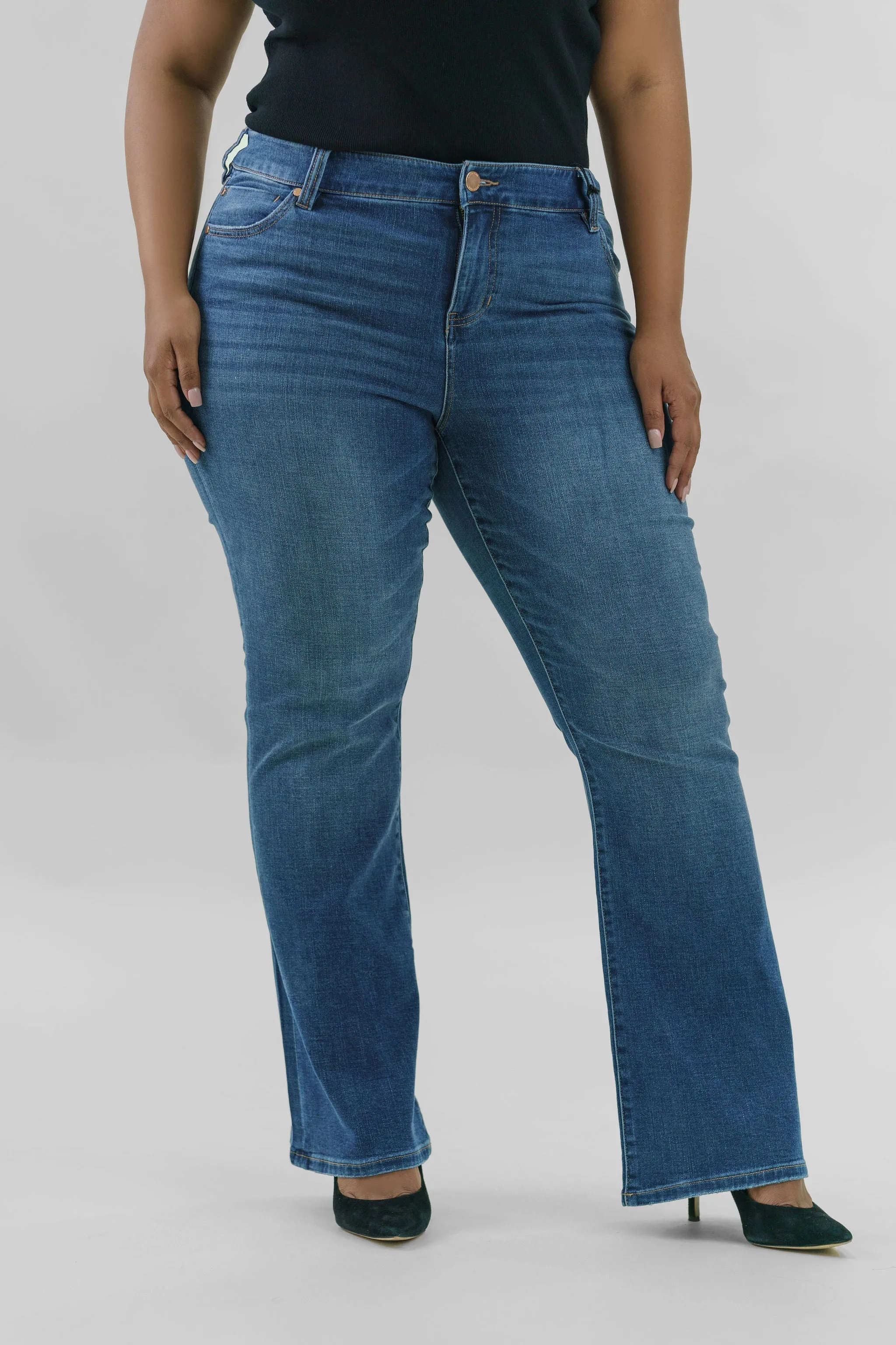 LUCY BOOTCUT JEANS