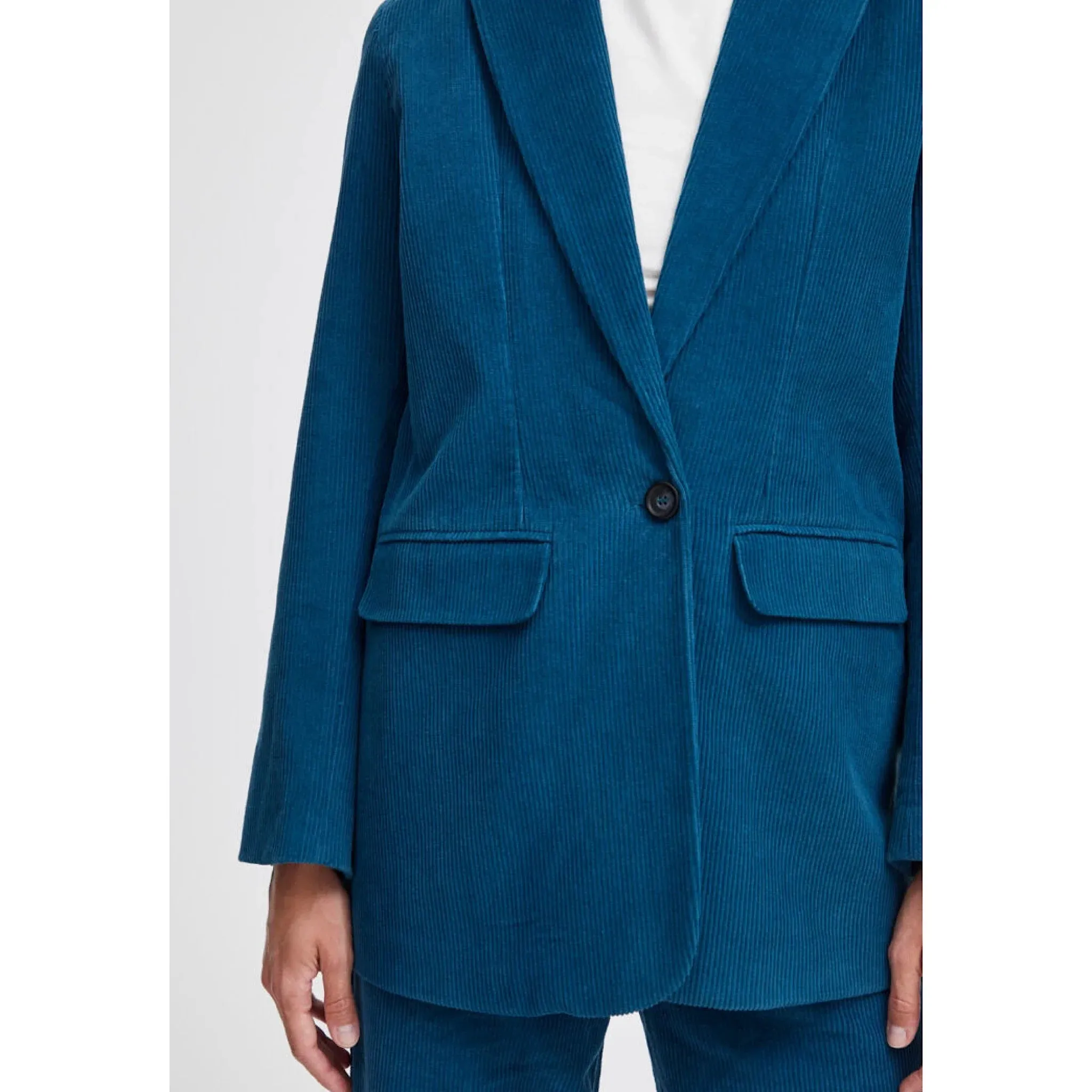 The Danna Corduroy Blazer