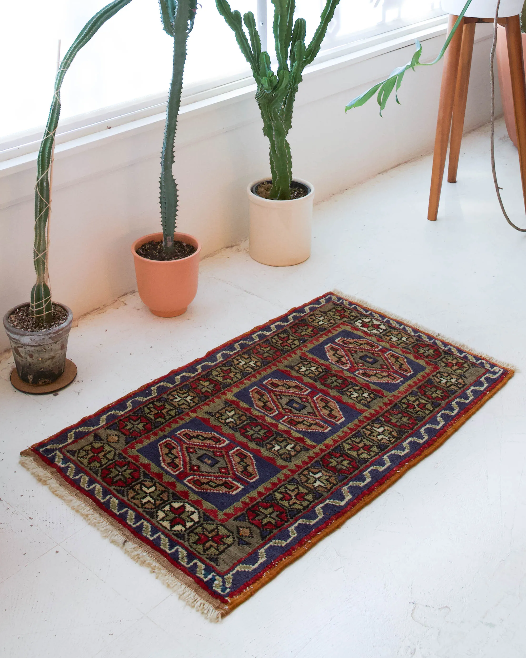 Vintage Mini Turkish Rug 23"x39"